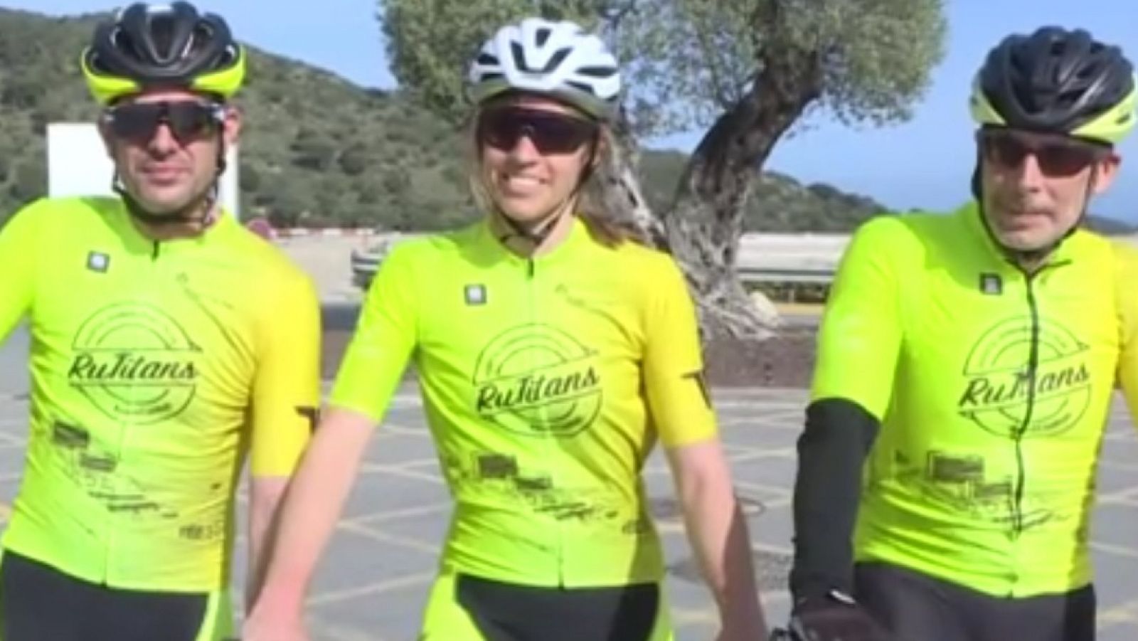 De su trabajo en el hospital al reto de la Titan Desert