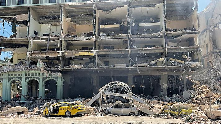 Una fuerte explosión daña gravemente un hotel del centro de La Habana