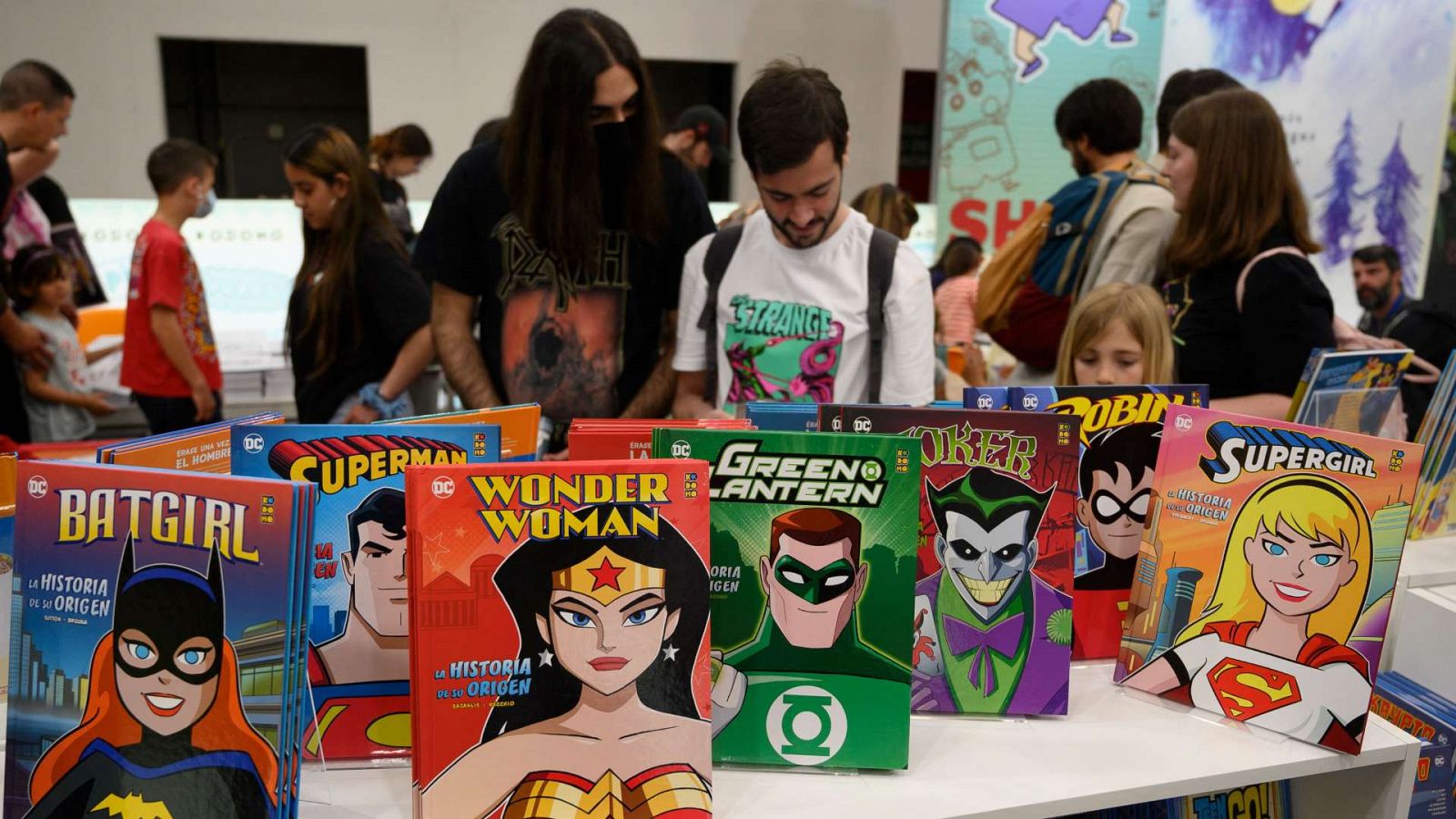 Telediario Fin de Semana: El Salón del Cómic de Barcelona cumple 40 años y retorna a la presencialidad | RTVE Play