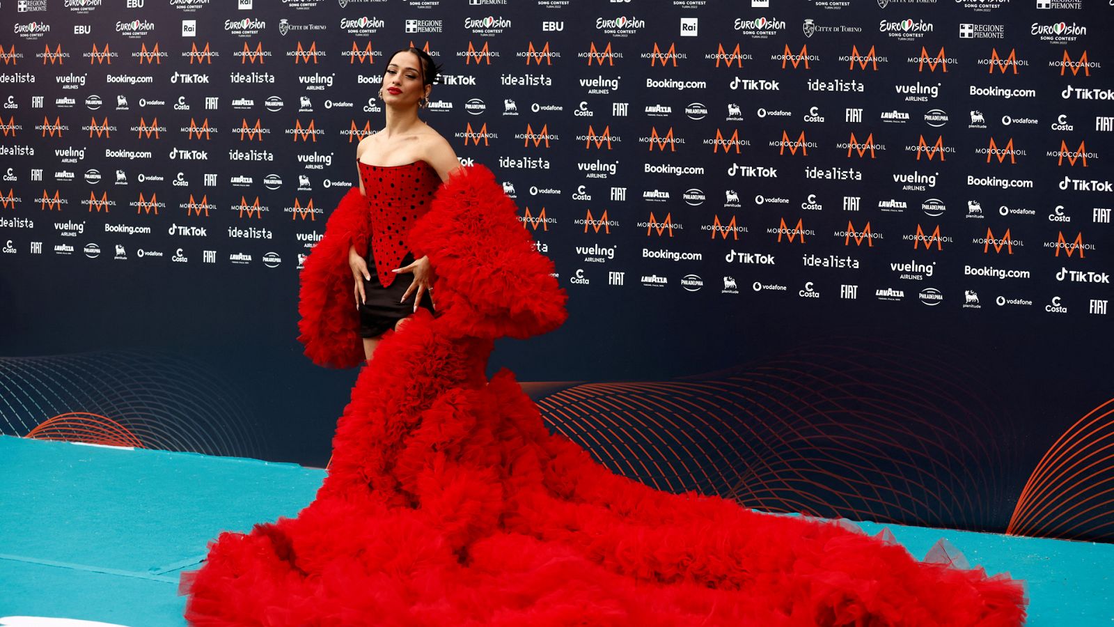 Chanel y su vestido flamenco en la apertura de Eurovisión