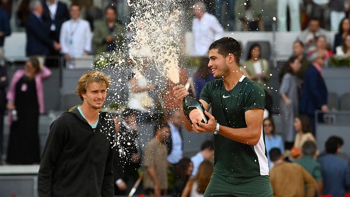 Telediario Fin de Semana - Telediario 2 en 4' - 08/05/22