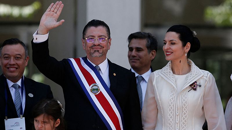 El economista Rodrigo Chaves se convierte en el presidente de Costa Rica
