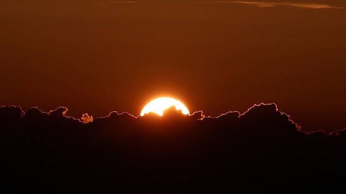 La semana empieza con calor, más acusado en las Canarias y en el Cantábrico