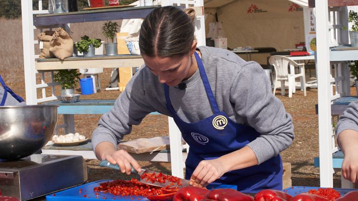 MasterChef - El rifirrafe de Verónica y Claudia: "Les molesta tu éxito"