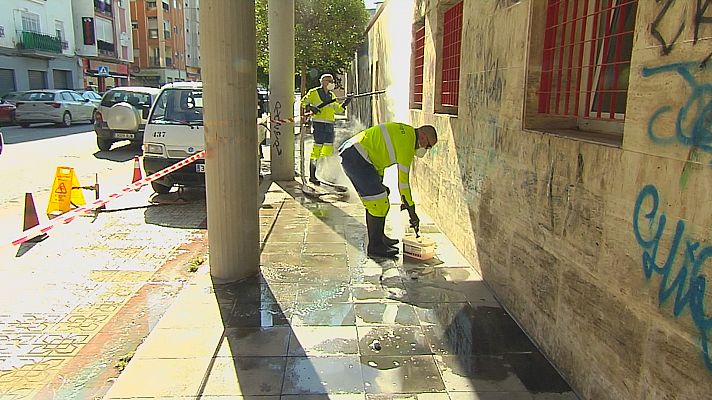 Plan contra pintadas en fachadas en Granada