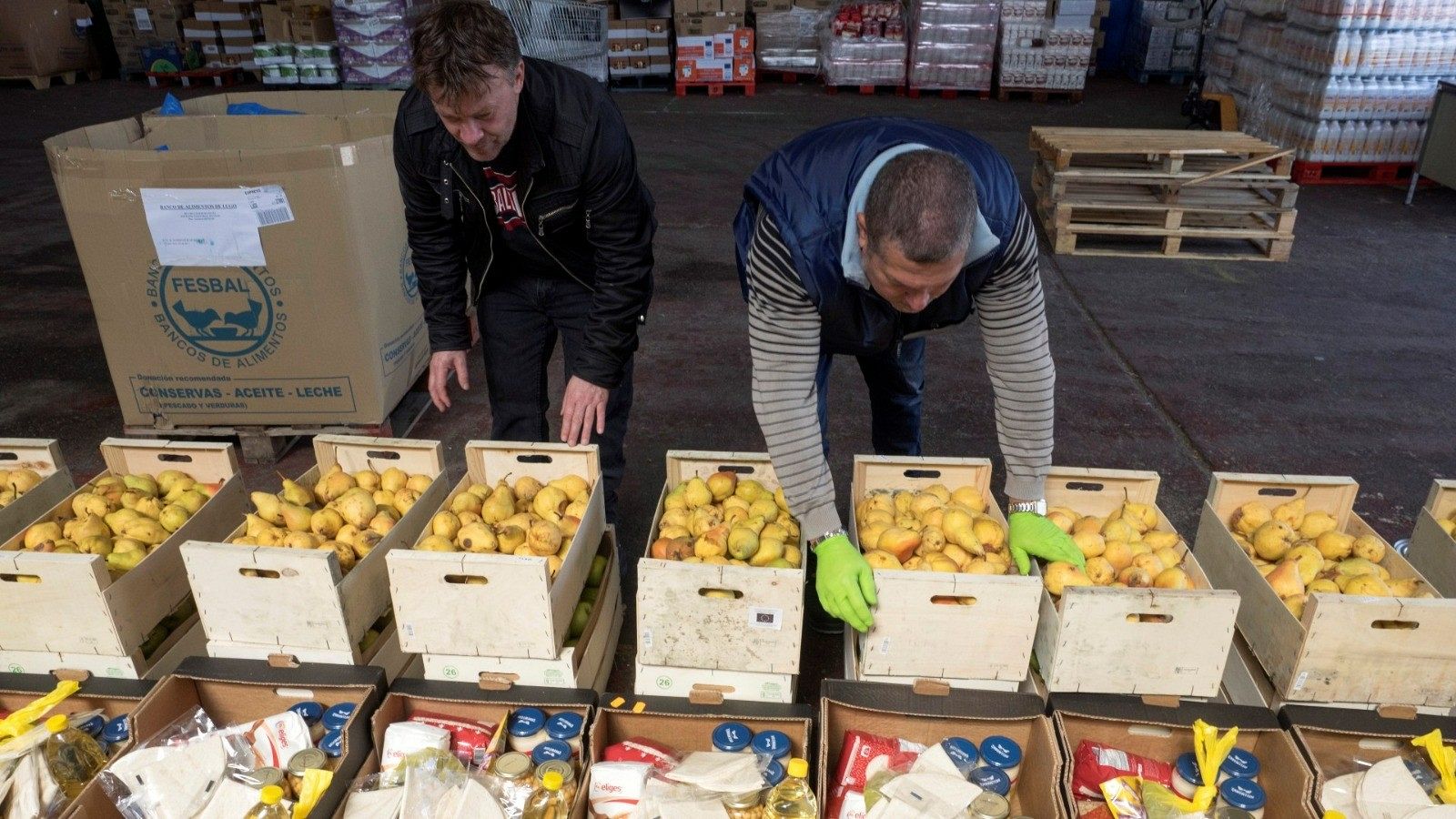 Las donaciones a los bancos de alimentos caen hasta un 40%