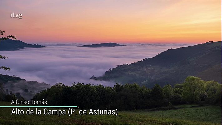 Predominio de cielos poco nubosos o despejados en todo el país, con algunas nubes altas en la mitad occidental de la Península y en Canarias