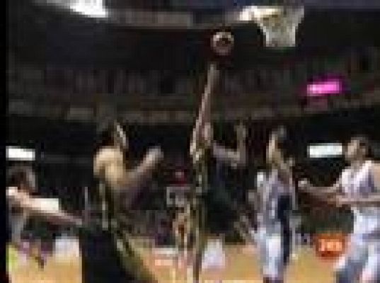Baloncesto en RTVE - El Caja Laboral arrolla al Madrid