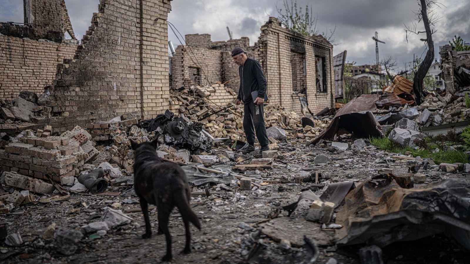 Guerra en Ucrania | Bucha, destruida y vacía un mes después de la ocupación rusa