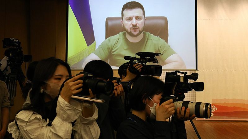 La guerra de Ucrania evidencia las dificultades para informar de muchos periodistas rusos y ucranianos