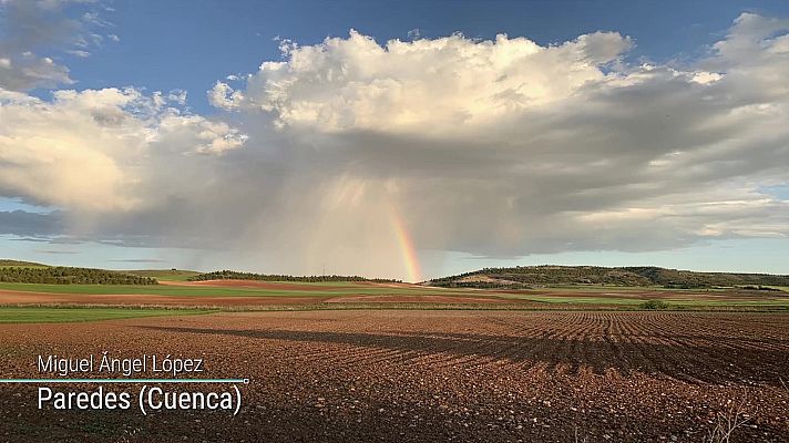 Levante fuerte en el Estrecho. Temperaturas altas en Canarias y la meseta Norte