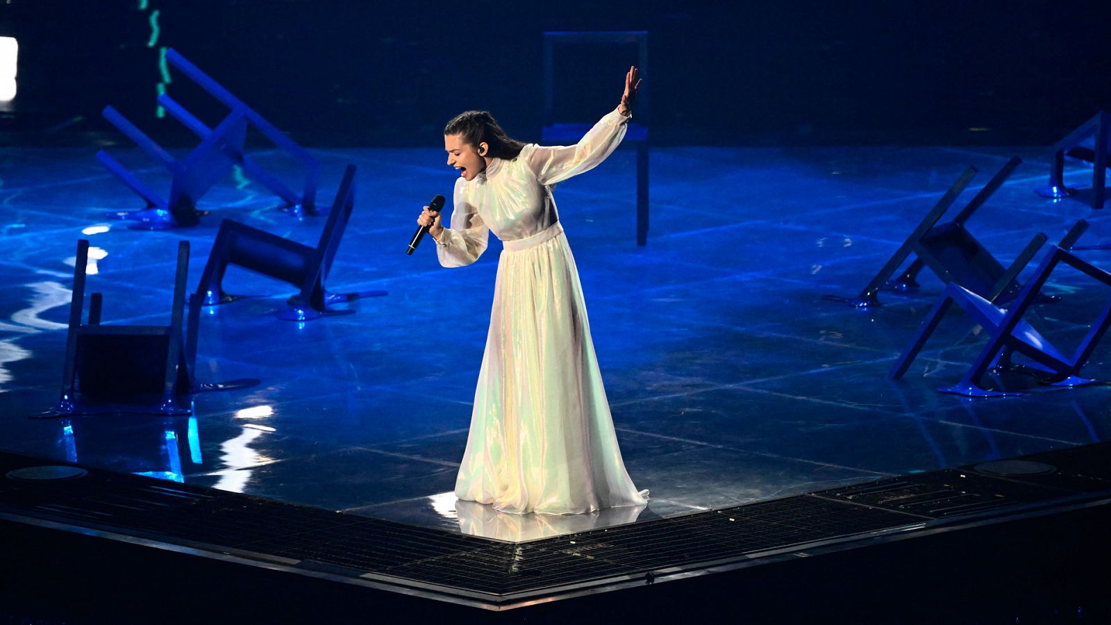Eurovisión 2022 - Grecia: Amanda Tenfjord canta "Die Together" en la semifinal 1 