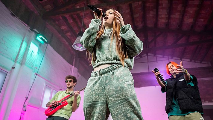 Efecte Collins - SANTA SALUT - SELF LOVE