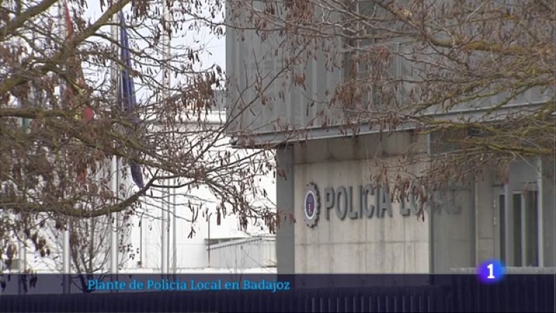 La Policía Local de Badajoz se planta ante los impagos - Ver ahora