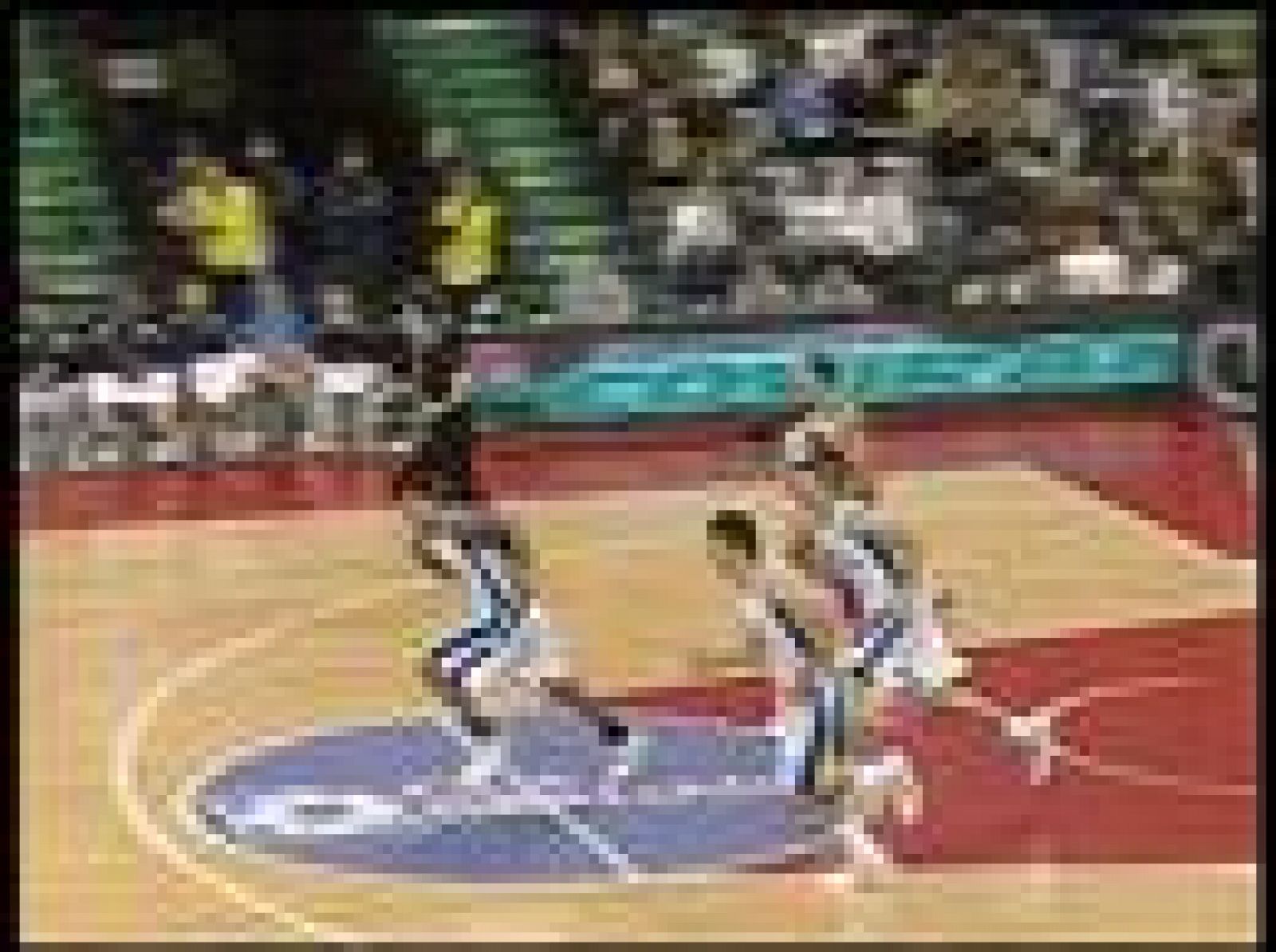 Baloncesto en RTVE: CB Granada 88 - 76 Lagun Aro | RTVE Play