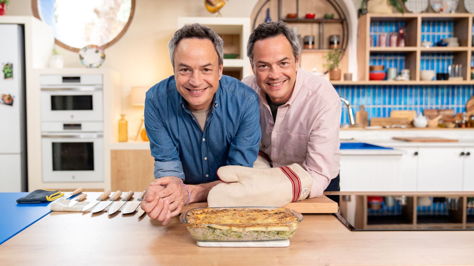 Menudos Torres - Cocina con verduras - ver ahora
