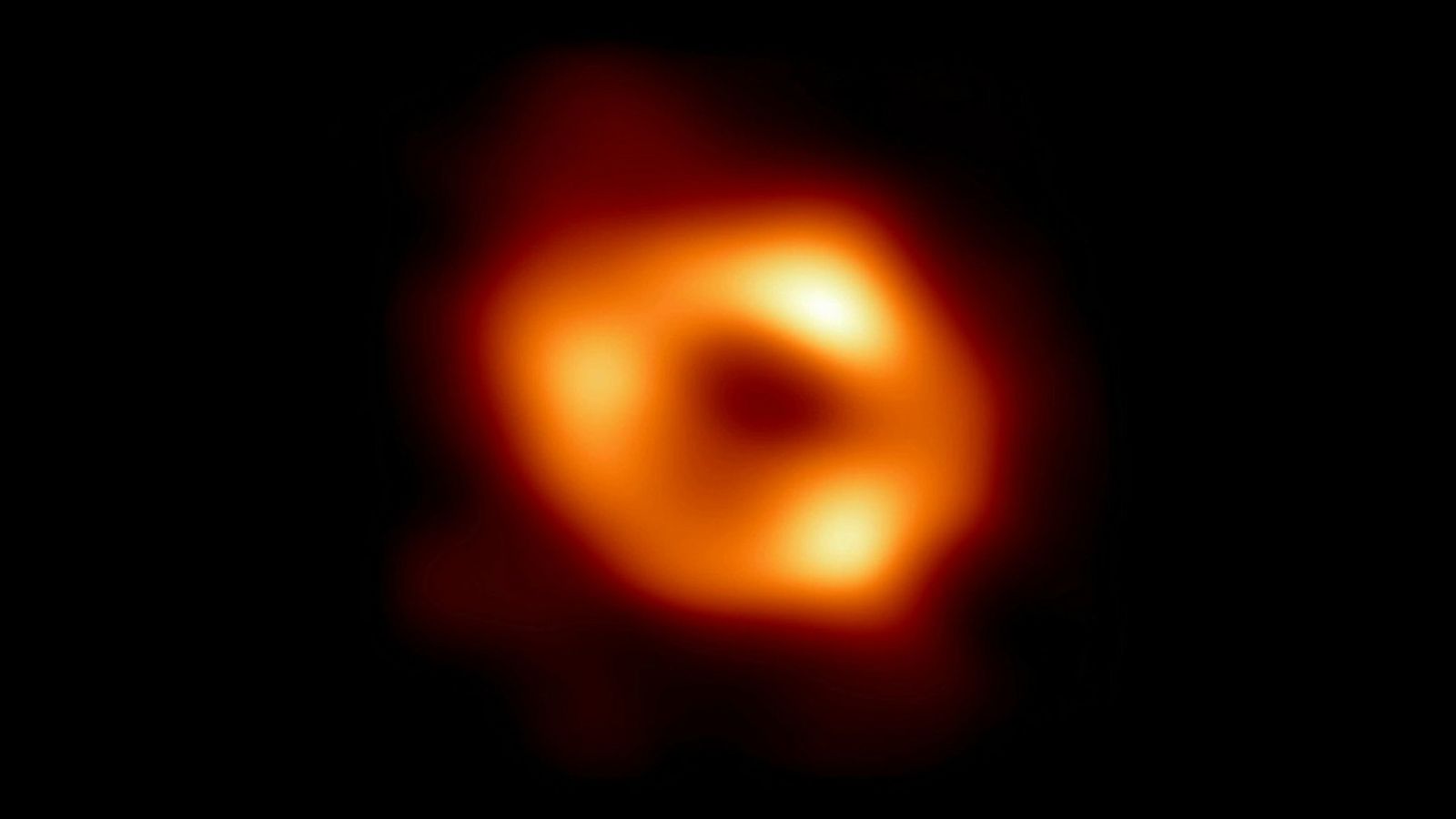 La primera imagen de Sagitario A*, nuevo hito sobre los agujeros negros