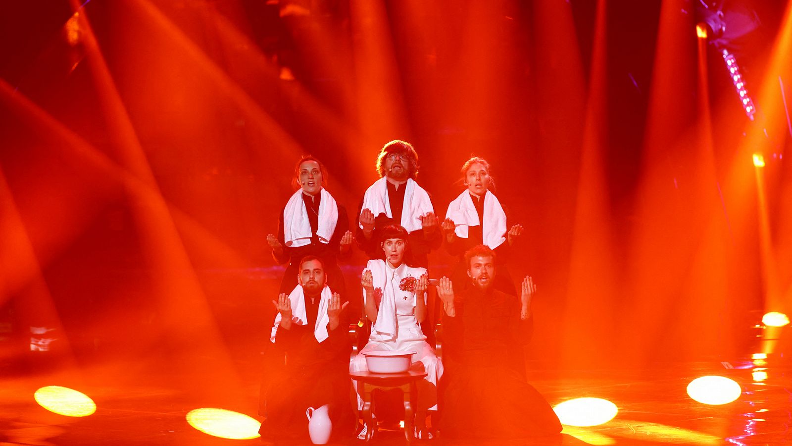 Eurovisión 2022 - Serbia: Konstrakta canta "In Corpore Sano" en la semifinal 2