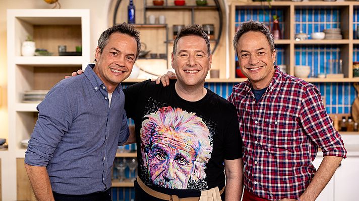 Menudos Torres - Sorprende en la cocina