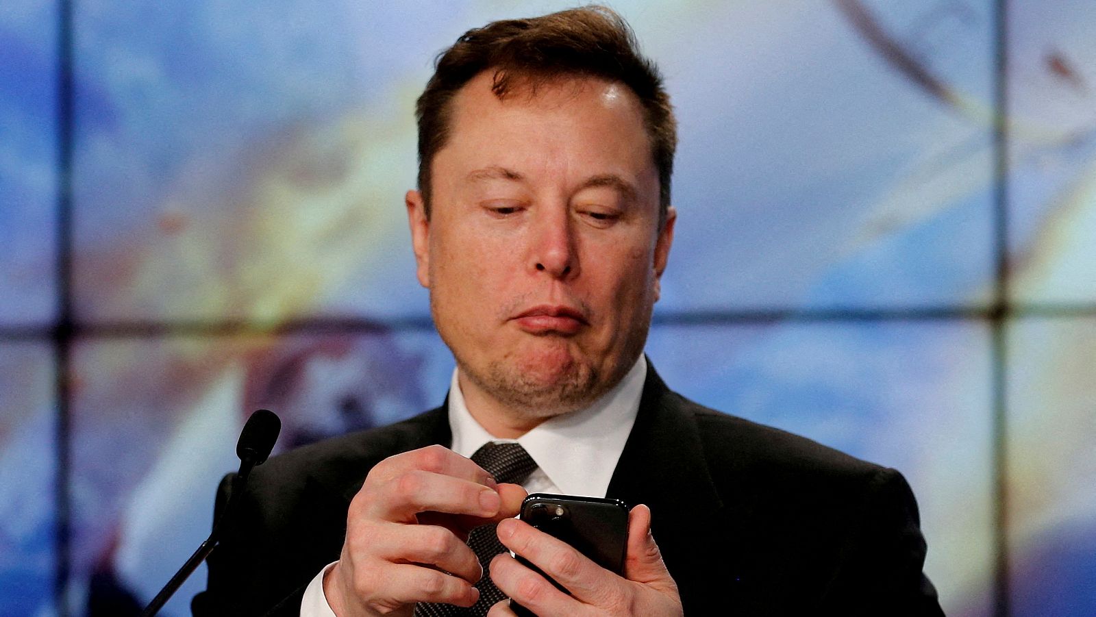Elon Musk suspende "temporalmente" la compra de Twitter | Ver