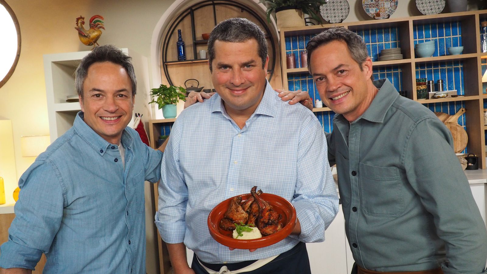 Menudos Torres - A la canaria - ver ahora