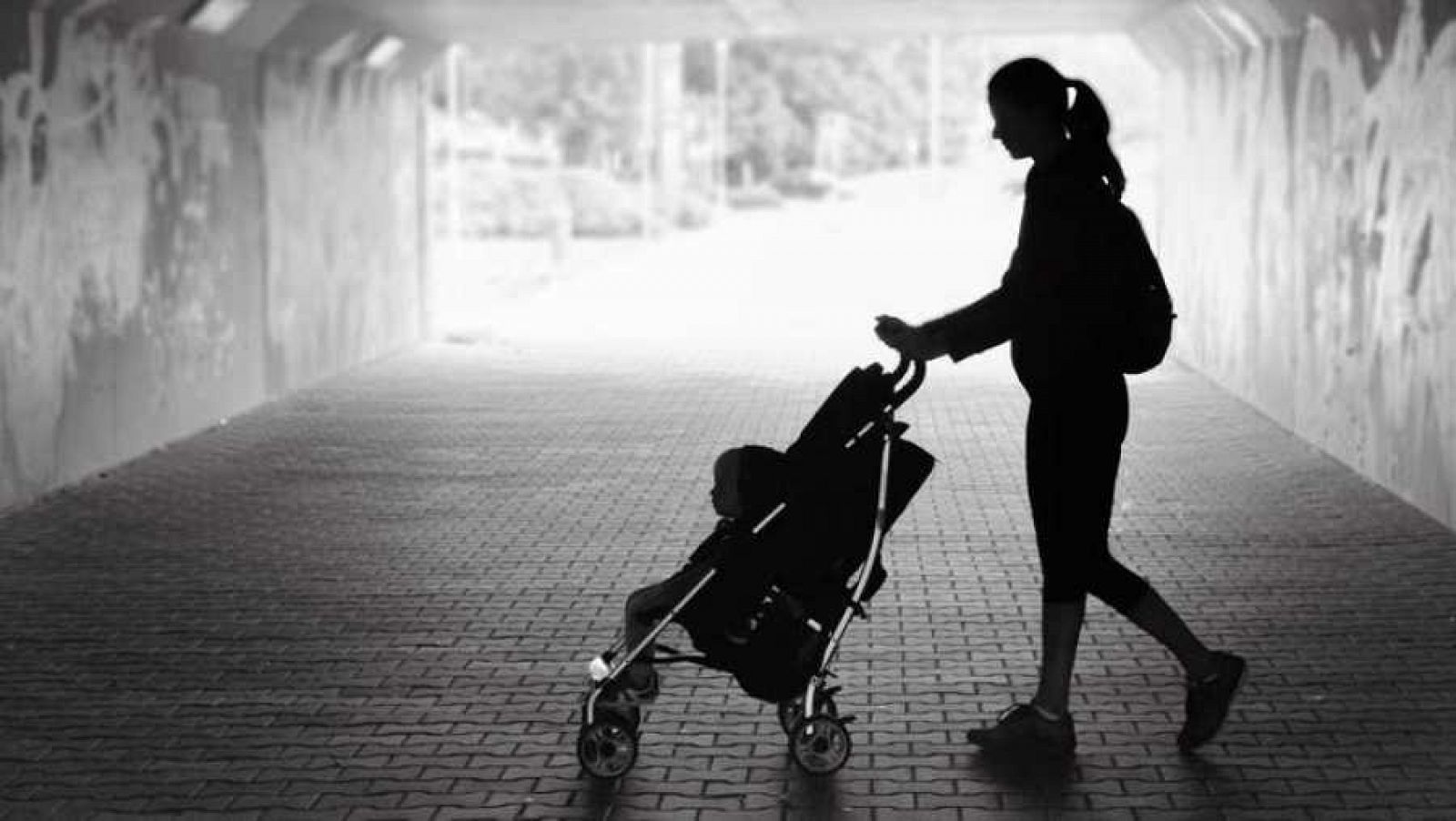 Mujeres solas con hijos: el perfil de la nueva pobreza