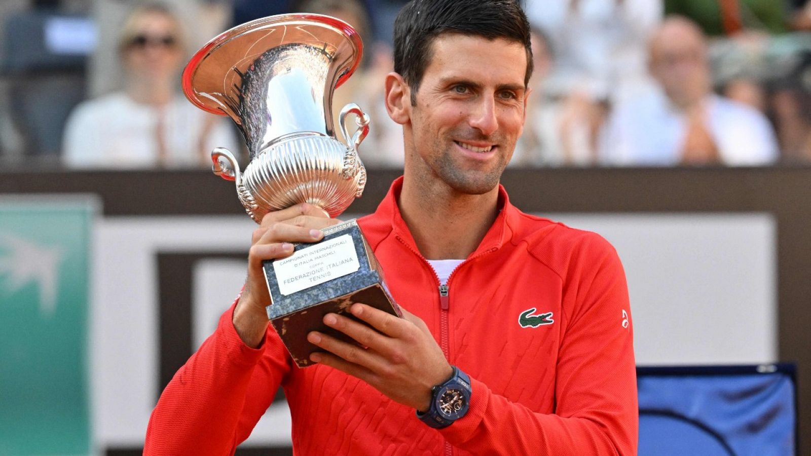 Djokovic gana en Roma y refuerza su candidatura a Roland Garros      