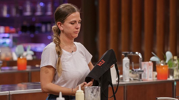 ¡Se separa la pareja! Eva, quinta expulsada de MasterChef 10