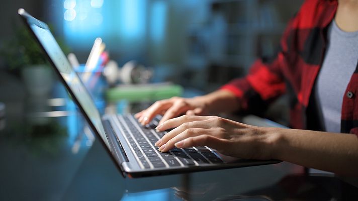  - DALL-E2, una nueva inteligencia artificial capaz de crear imágenes a partir de descripciones