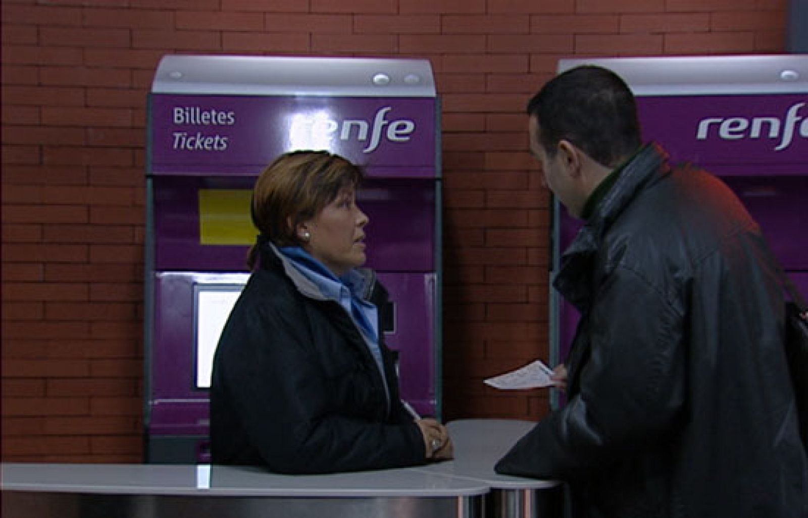 El tráfico ferroviario también se ha visto afectado por el temporal | Ver