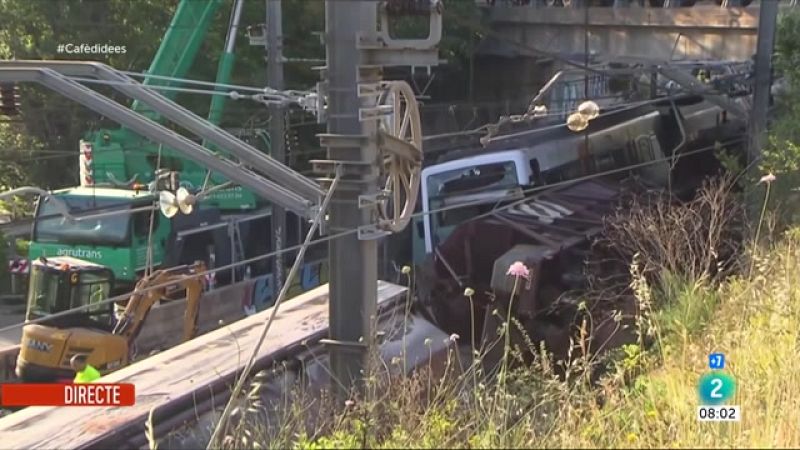 S'investiguen les causes de l'accident del tren de mercaderies - veure ara