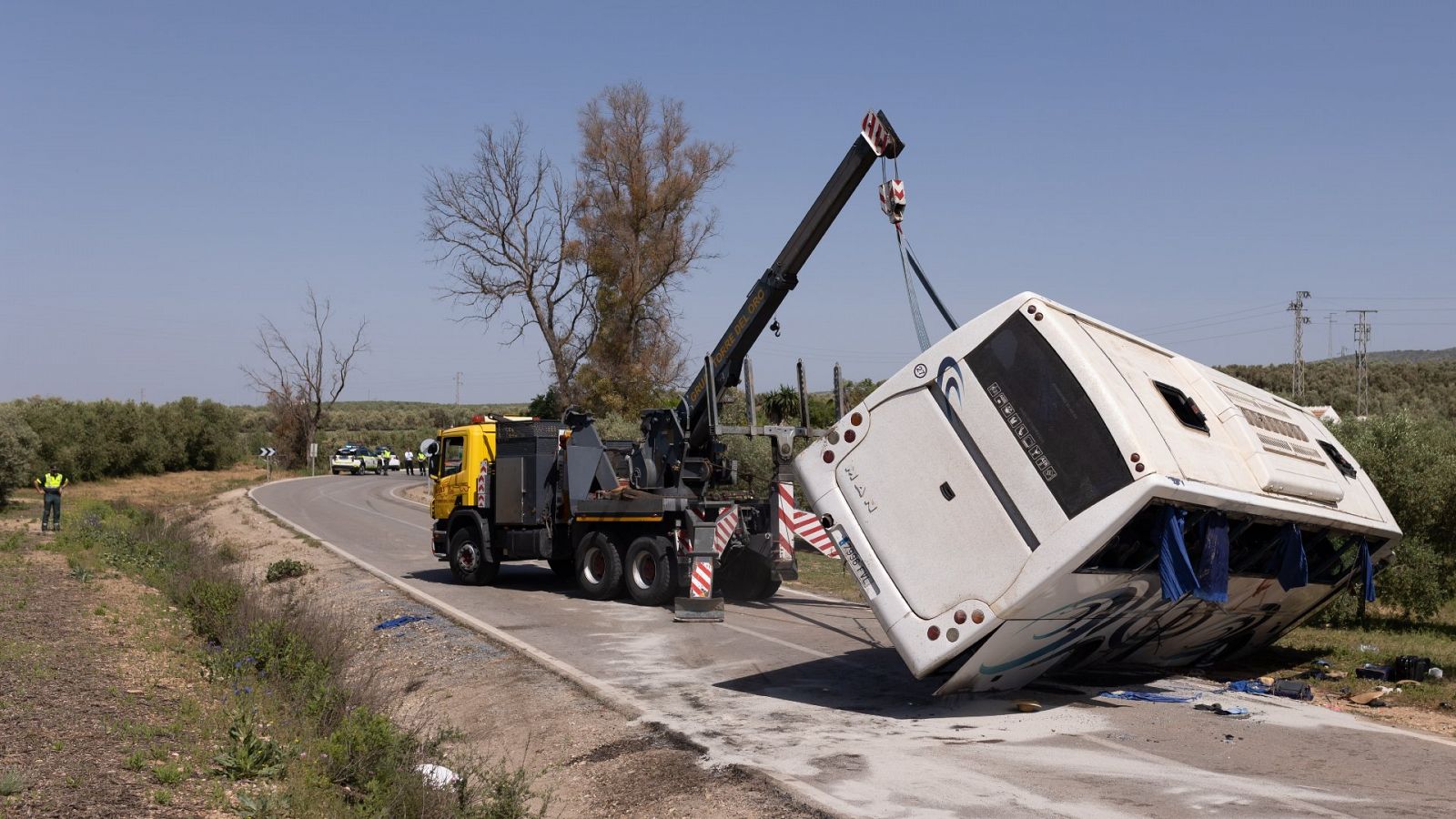 Dos muertos en un accidente de autobús en Sevilla