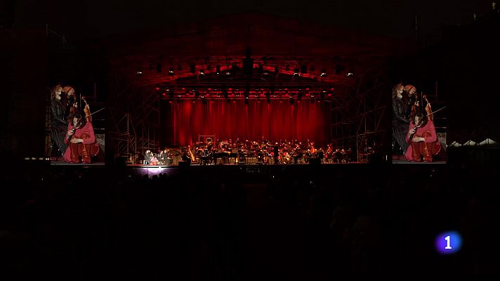 Telediario 1 - Luz Casal lanza su primer álbum en directo: 'Solo esta noche'