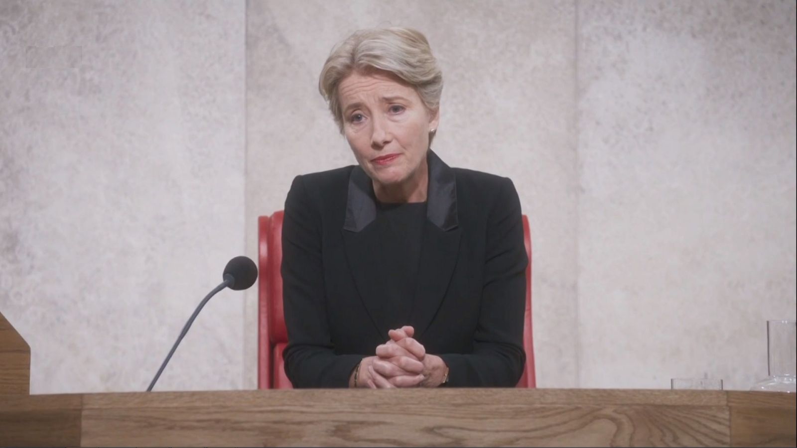 El cine de La 2 - La ley del menor (El veredicto - La ley del menor) (presentación) - ver ahora