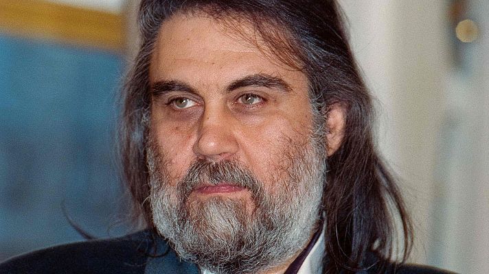 Telediario 2 - Muere Vangelis, compositor de las bandas sonoras de 'Carros de fuego' o 'Blade Runner'