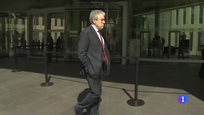 L'Informatiu - Homs nega irregularitats amb fons públics