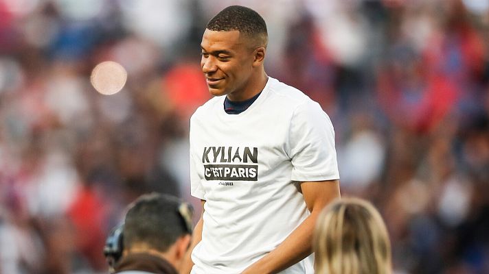 Mbappé agradece su interés al Madrid tras renovar con el PSG