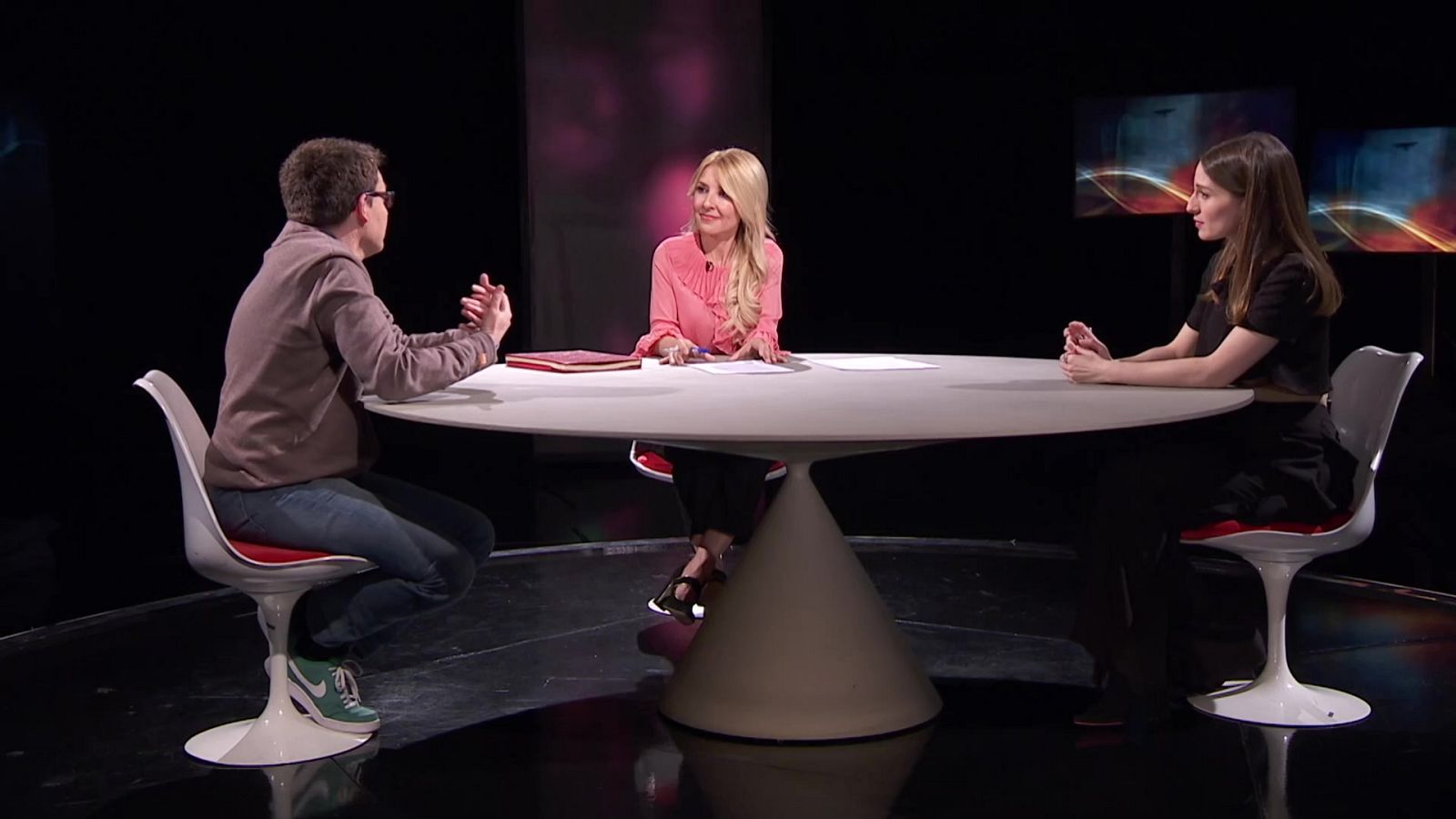 Versión española - Coloquio: Gernika - ver ahora