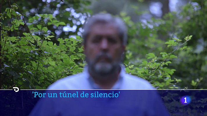 El filólogo y traductor Arturo Muñoz publica su primera novela: 'Por un túnel de silencio'