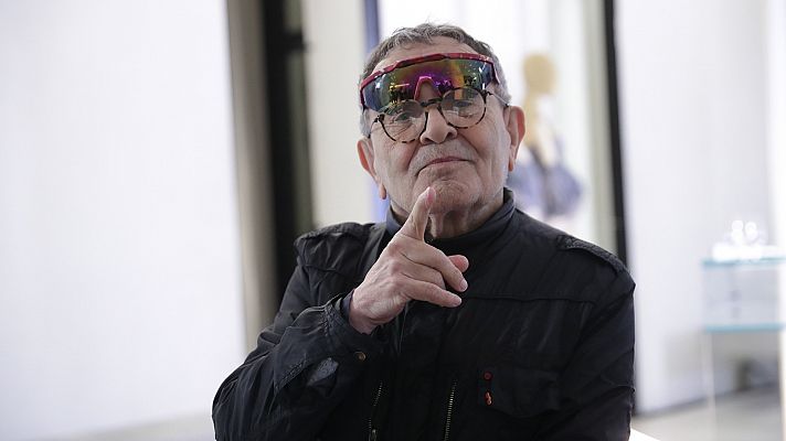Arrabal vuelve a Cannes para presentar la restauración de "Viva la muerte" a sus 89 años: "Nunca he estado mejor"   