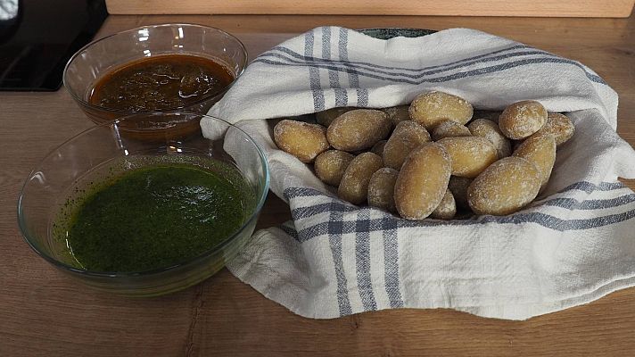 Menudos Torres - Receta de papas arrugás con mojo y almogrote