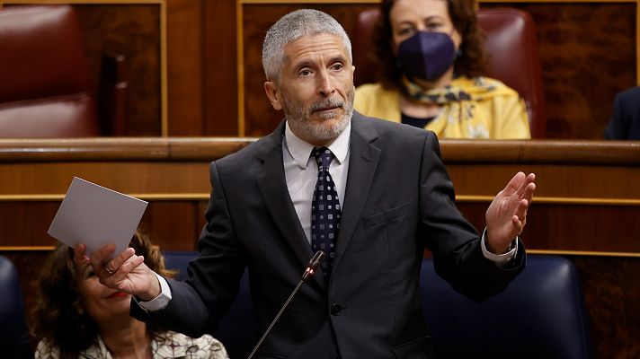 Informativo 24h - El PP acusa al Gobierno de asumir los términos independentistas al llamar "piolines" a los policías