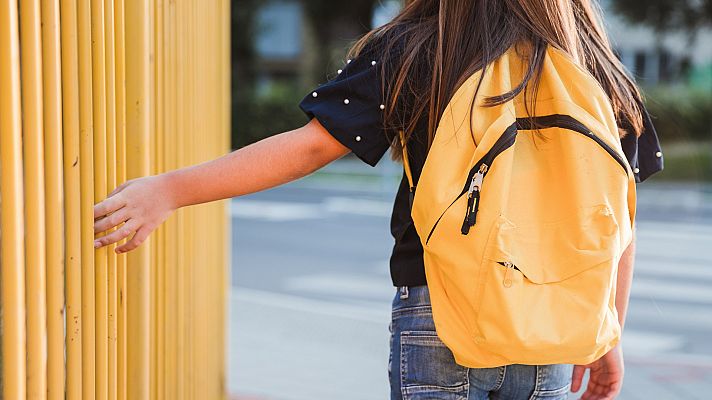 Informativo 24h - ANAR atendió 1.172 casos de desapariciones de niños en 2021, el 66% de ellos por fuga