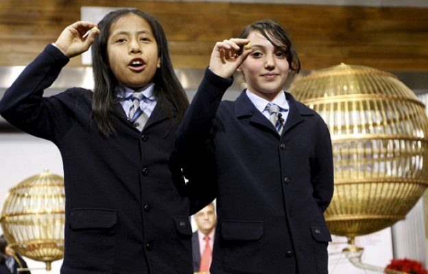 Lotería de Navidad - Alicia y Yahaira