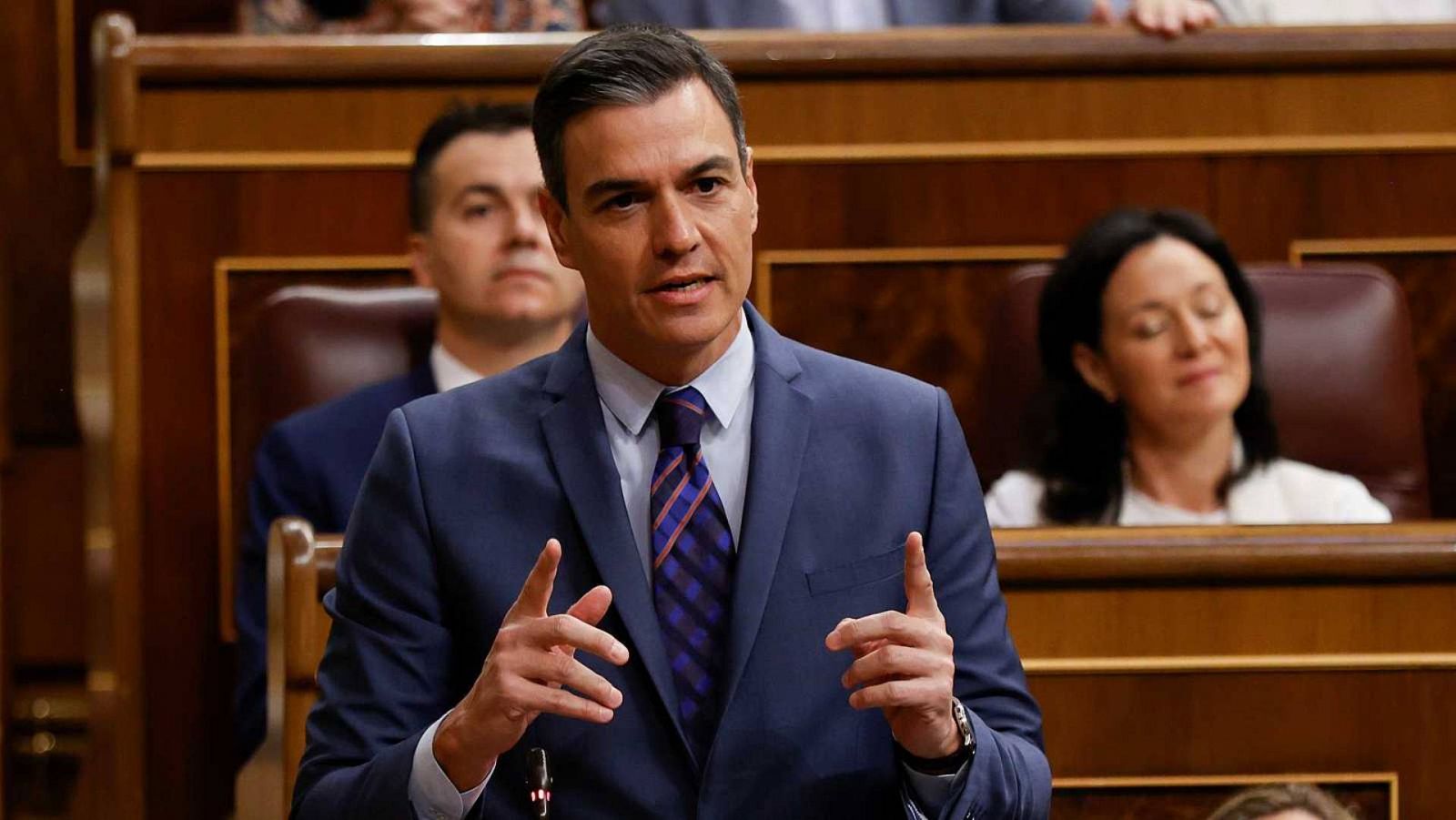 Sánchez anuncia una nueva ley de secretos oficiales