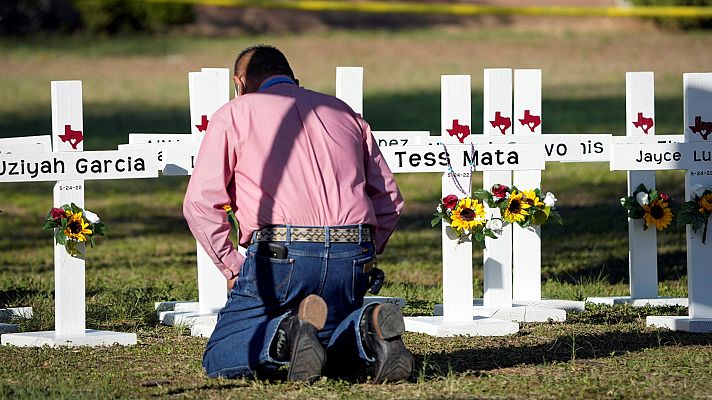 El desconsuelo por las víctimas del tiroteo en Uvalde