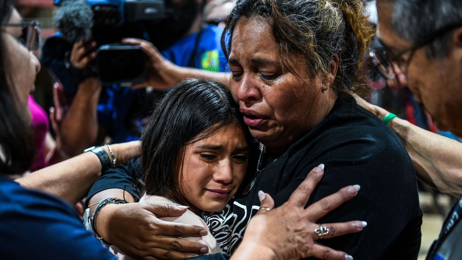 El camino para superar el trauma de los niños tras el tiroteo