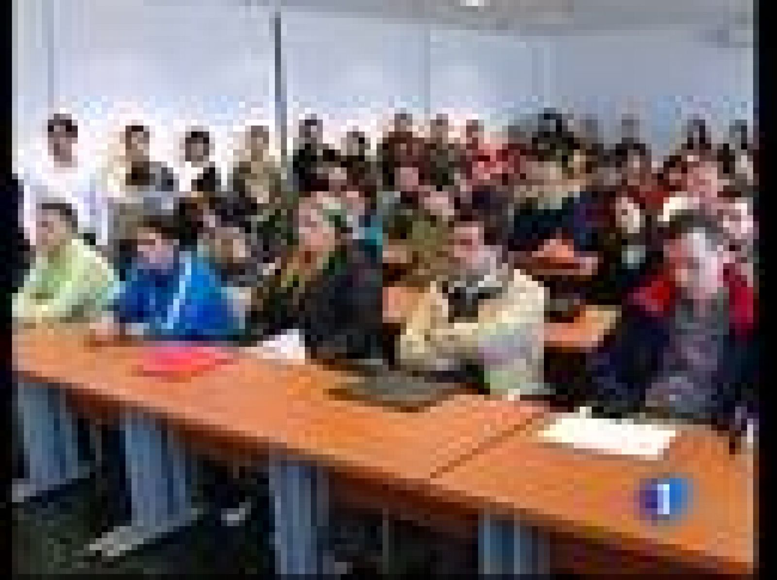 Air Comet ha presentado el ERE en la Consejería de Trabajo de Madrid por el que se quedarán en la calle los 666 trabajadores | Ver