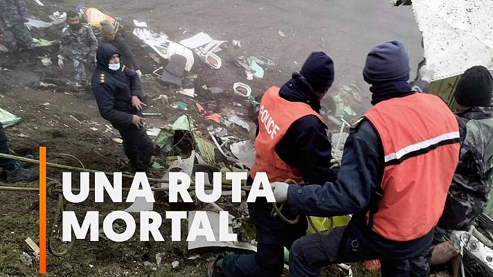 Modo Digital - Al menos 21 muertos en un accidente de avión en Nepal