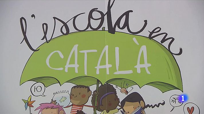 L'Informatiu - Educació envia un qüestionari als centres per validar l'ús de les llengües